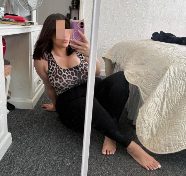 Chica busca chico en Jaén: 