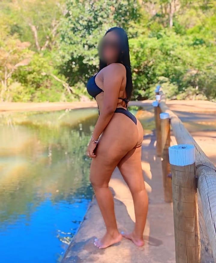 613456547: Chica busca chico en Madrid