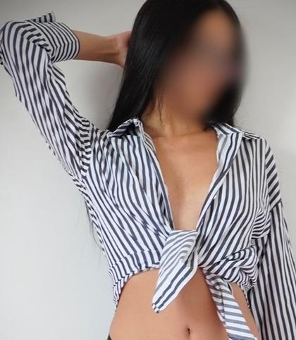 Chica busca chico en Ibiza: 