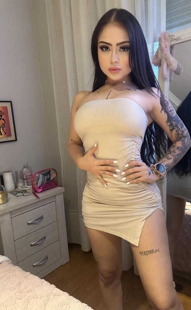 667412213: Chica busca chico en Pontevedra