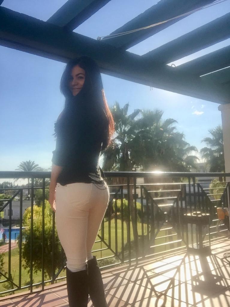 600745203: Chica busca chico en Málaga