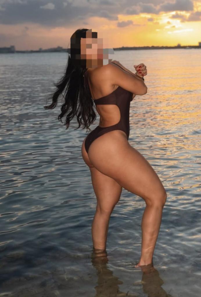 642967090: Chica busca chico en Salamanca
