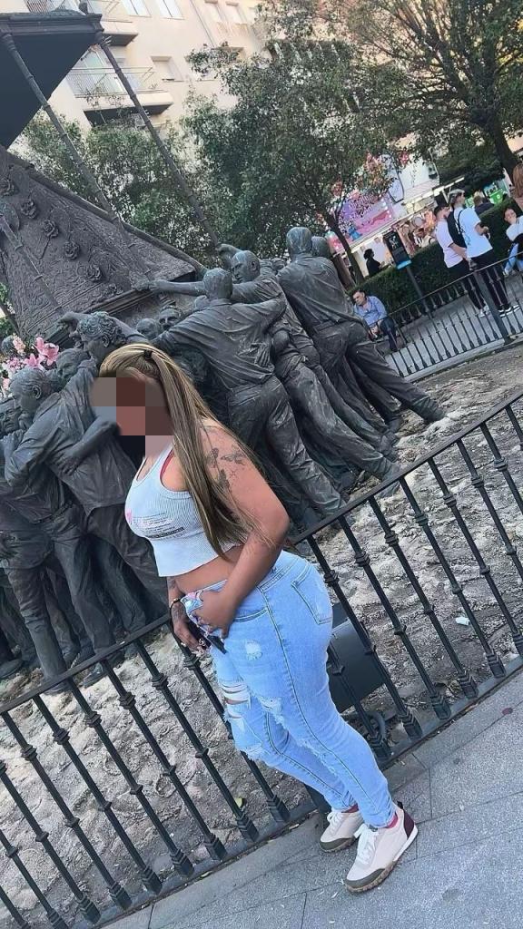 Chica busca chico en Huelva: 