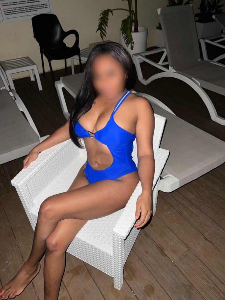 Chica busca chico en Sevilla: 