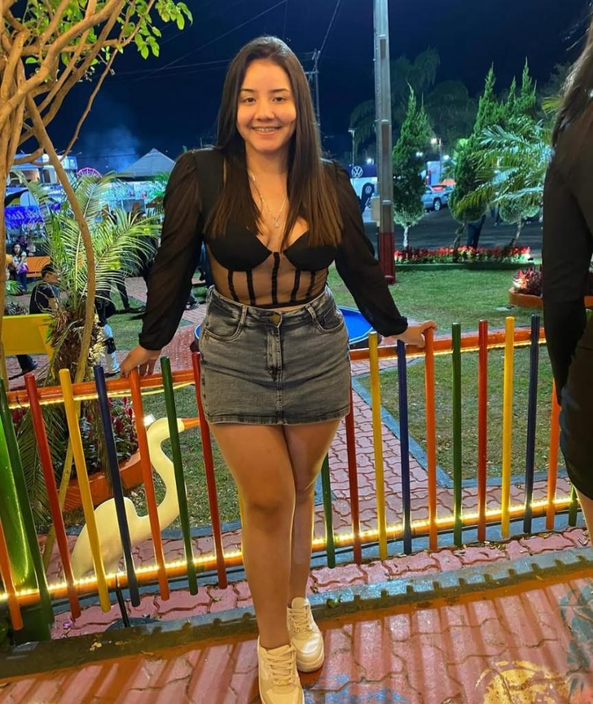 672395518: Chica busca chico en Palencia