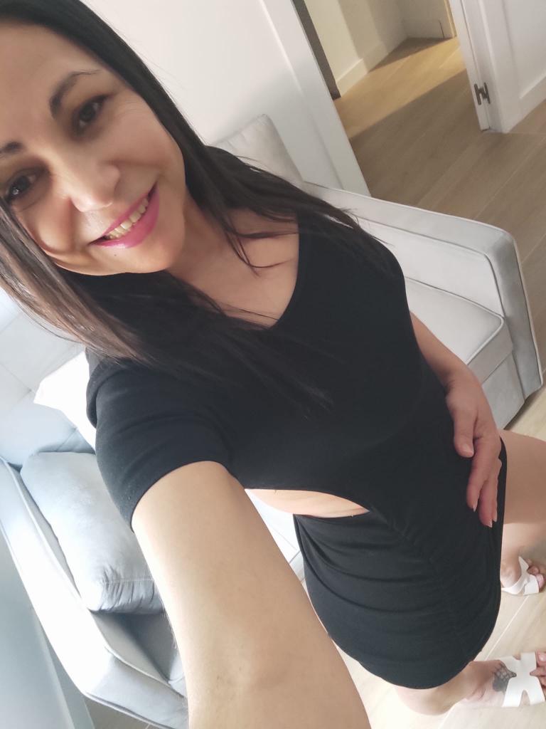 672044942: Chica busca chico en Madrid