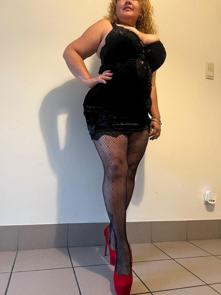 Chica busca chico en Gerona: 