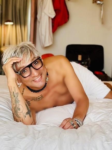608259318: Chico busca chica en Barcelona