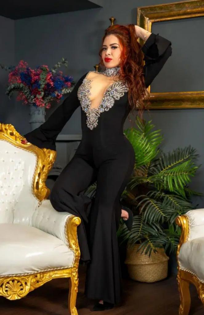 613217504: Chica busca chico en Barcelona