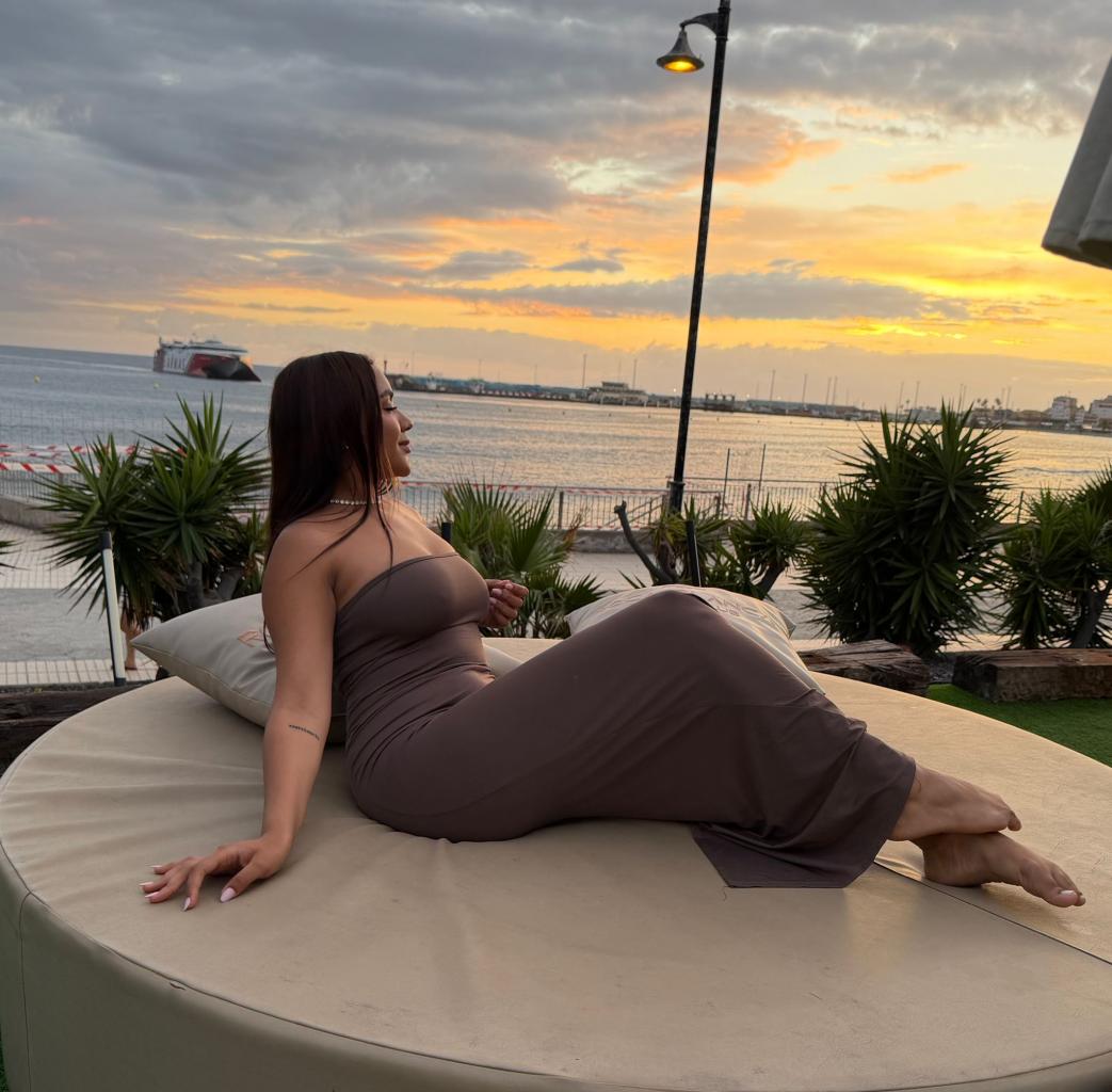 Chica busca chico en Tenerife: 