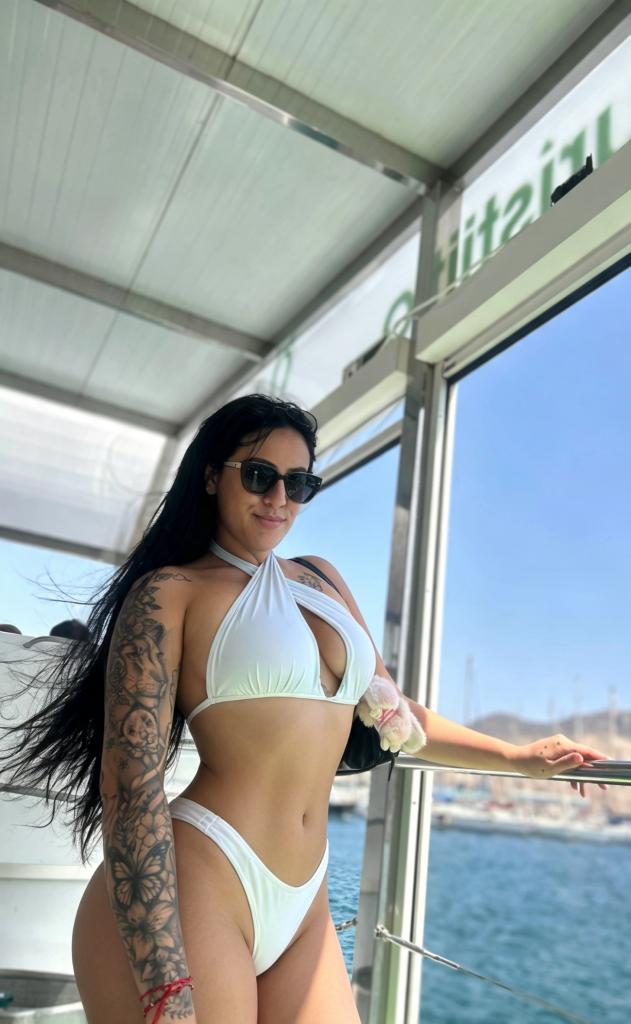Chica busca chico en Sevilla: 