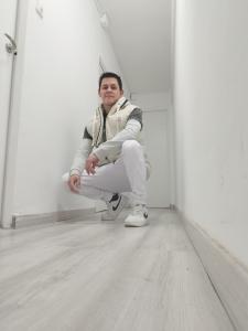 672112797: Chico busca chica en Asturias