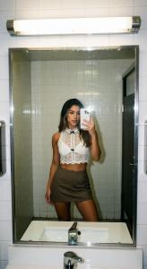 613819775: Chica busca chico en Madrid