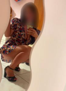 662922974: Chica busca chico en Sevilla