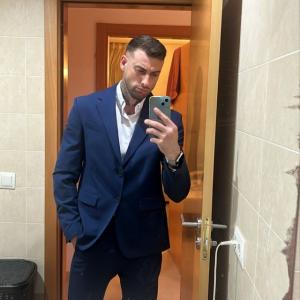 605873184: Chico busca chica en Mallorca