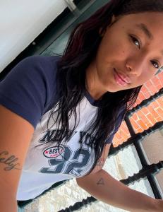 610329307: Chica busca chico en Sevilla