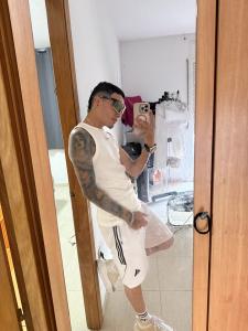 643701664: Chico busca chica en Barcelona