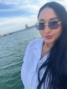 642908189: Chica busca chico en Barcelona