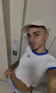 624382461: Chico busca chica en Málaga