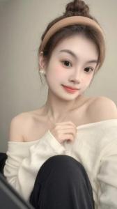 644497883: Chica busca chico en Barcelona