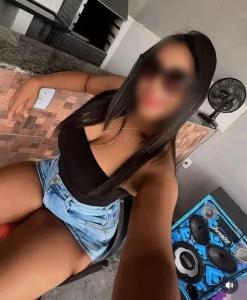 613456547: Chica busca chico en Madrid