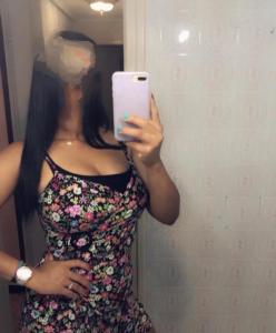 604110266: Chica busca chico en Barcelona