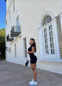 743036028: Chica busca chico en Granada