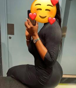 631671831: Chica busca chico en Tarragona