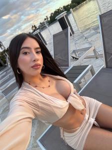 697959312: Chica busca chico en Alicante