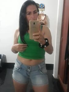 672964479: Chica busca chico en Zaragoza