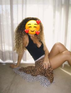 643578819: Chica busca chico en Lérida
