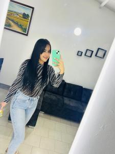 745090178: Chica busca chico en Mallorca