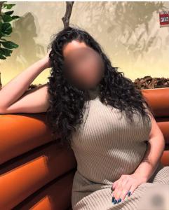 642471873: Chica busca chico en Barcelona