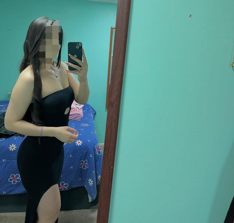 745062843: Chica busca chico en León