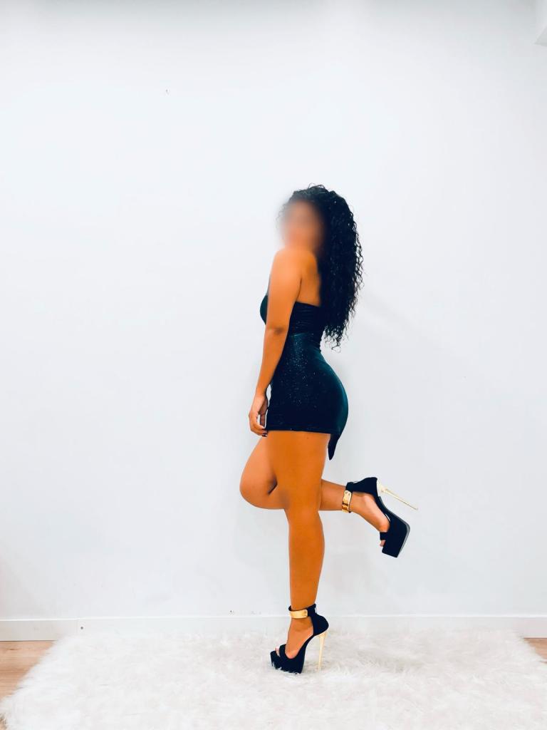 Chica busca chico en Mallorca: 