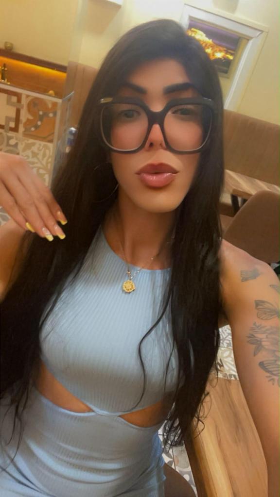 685842618: Transexual en Barcelona