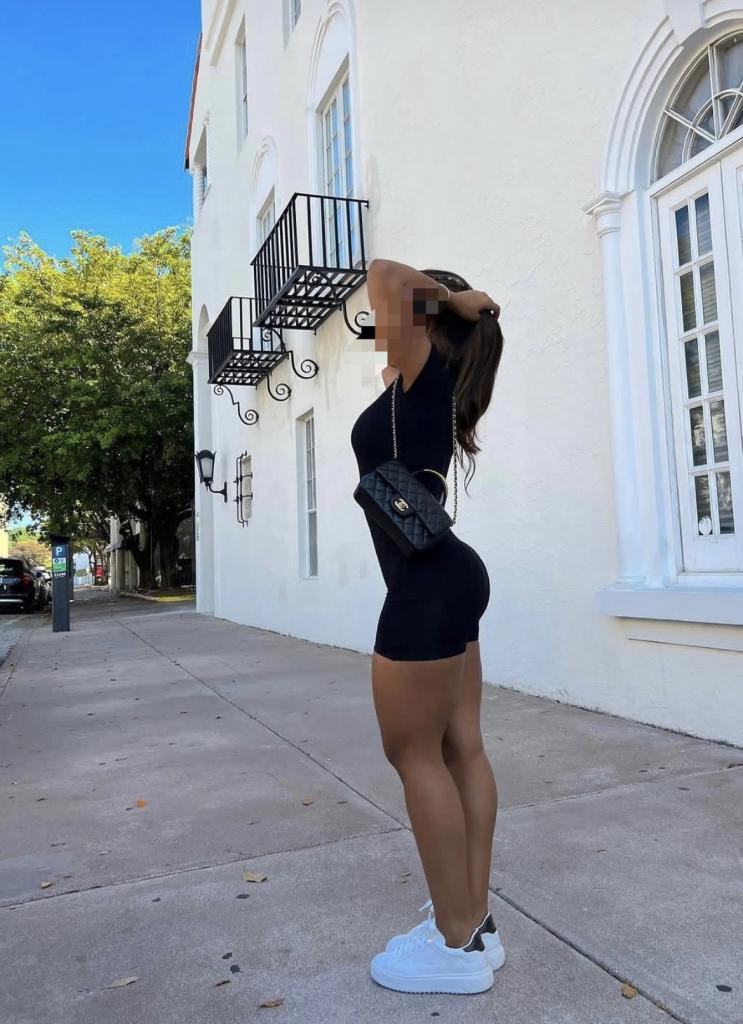 Chica busca chico en Granada: 