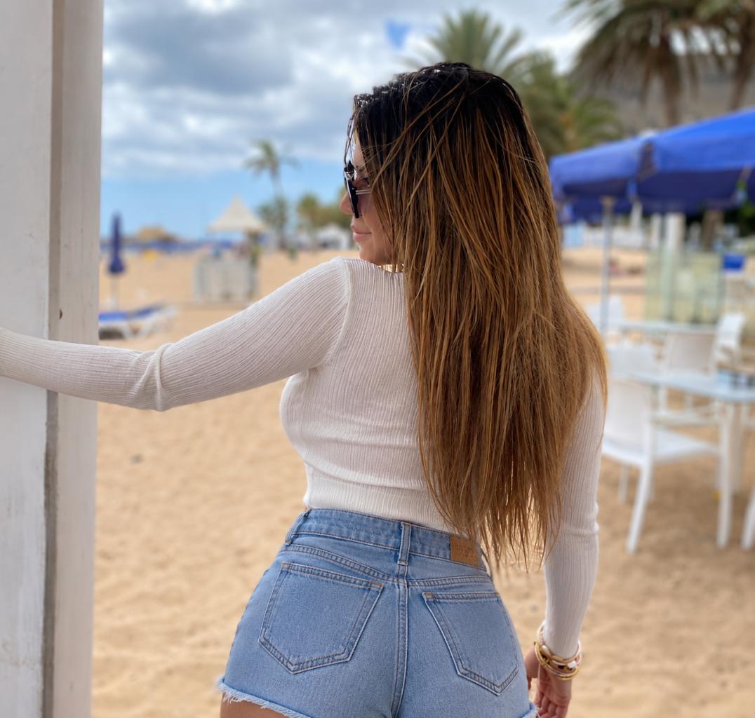 Chica busca chico en Tenerife: 