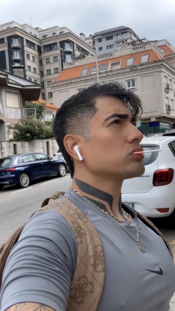Chico busca chica en Asturias: 