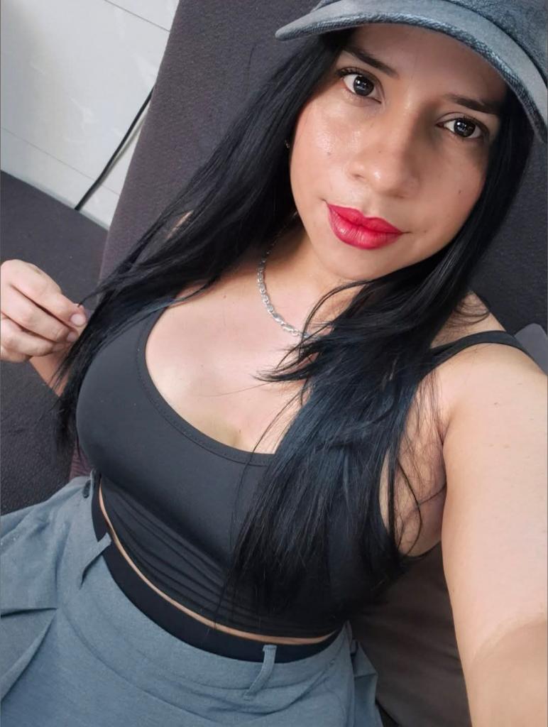 Chica busca chico en Almería: 