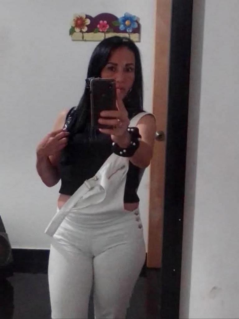 672964479: Chica busca chico en Zaragoza