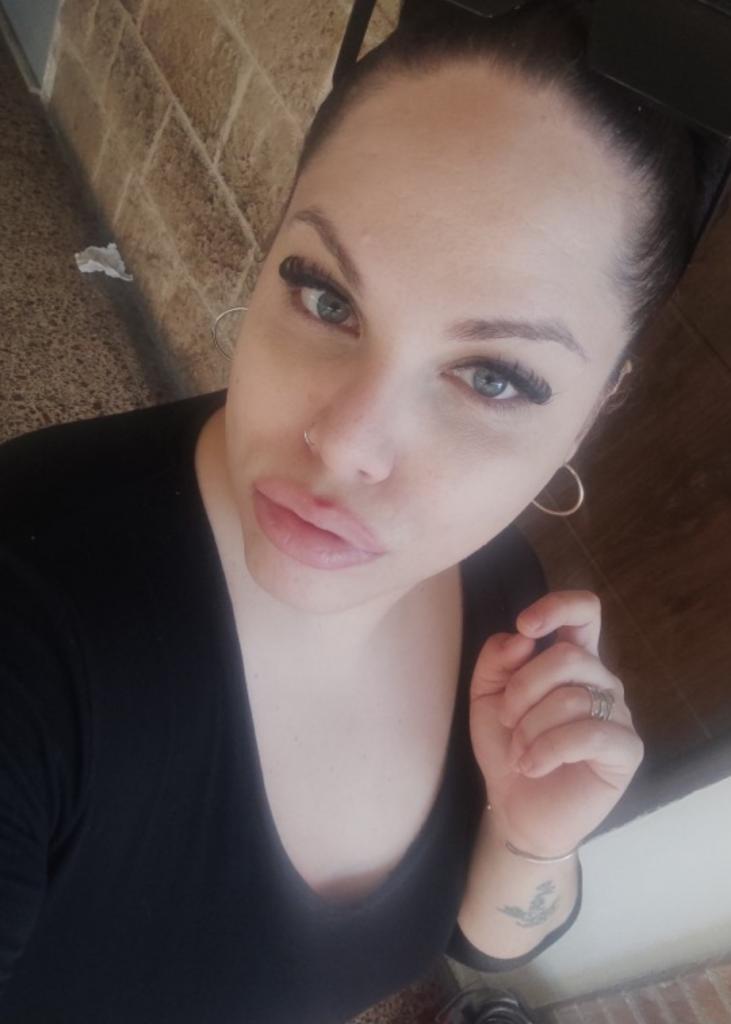 672230877: Travesti en Almería