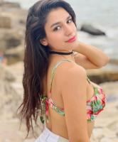 605701884: Chica busca chico en Barcelona