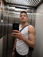 612293112: Chico busca chica en Valencia