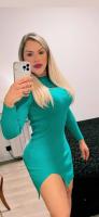 604366892: Chica busca chico en La Coruña