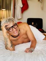 608259318: Chico busca chica en Barcelona