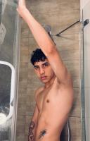 687728084: Chico busca chica en Barcelona