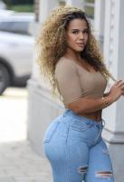 632270484: Chica busca chico en Córdoba