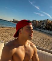 663780321: Chico busca chica en Murcia