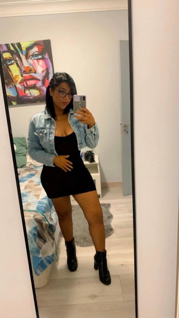 Chica busca chico en Murcia: 